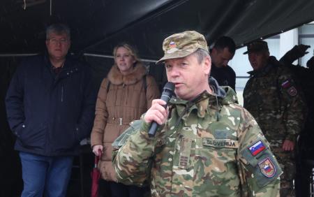 Seznanitev vojaških obveznikov s pravicami in dolžnostmi vojašnica Postojna 14 Foto Ljubo Vukelič